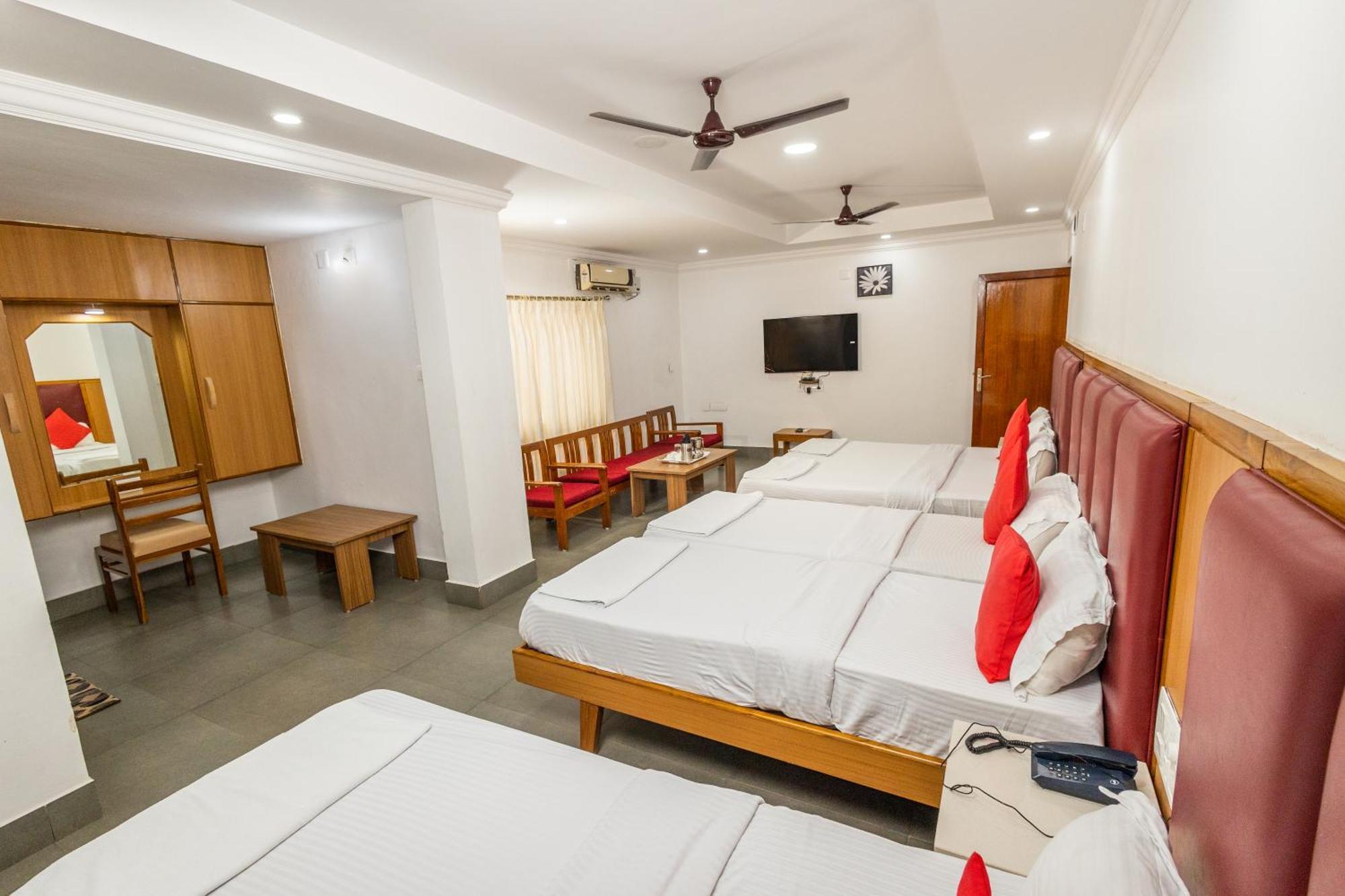 Hotel Janardana Udupi Dış mekan fotoğraf