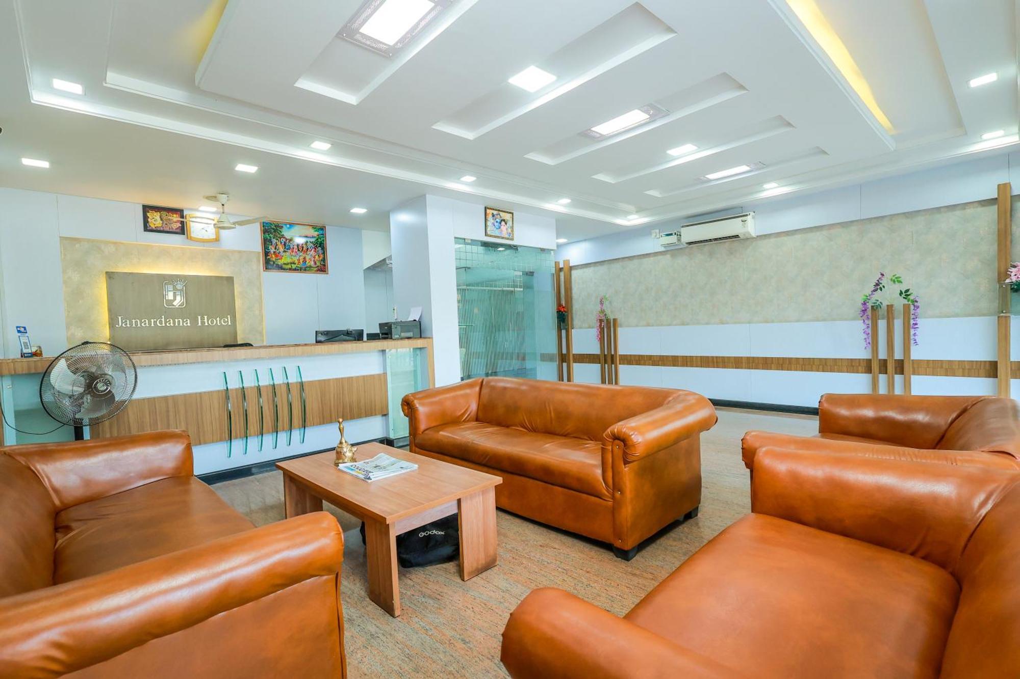 Hotel Janardana Udupi Dış mekan fotoğraf