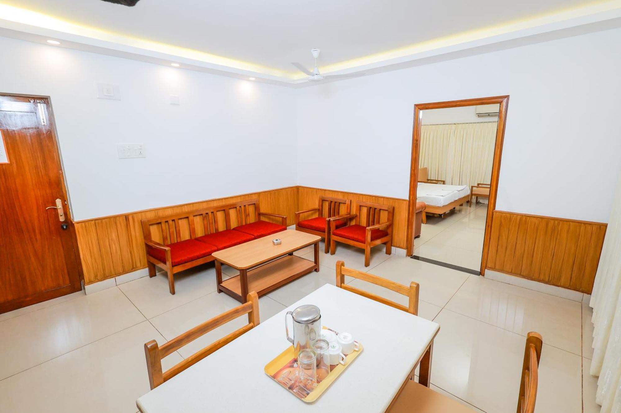 Hotel Janardana Udupi Dış mekan fotoğraf