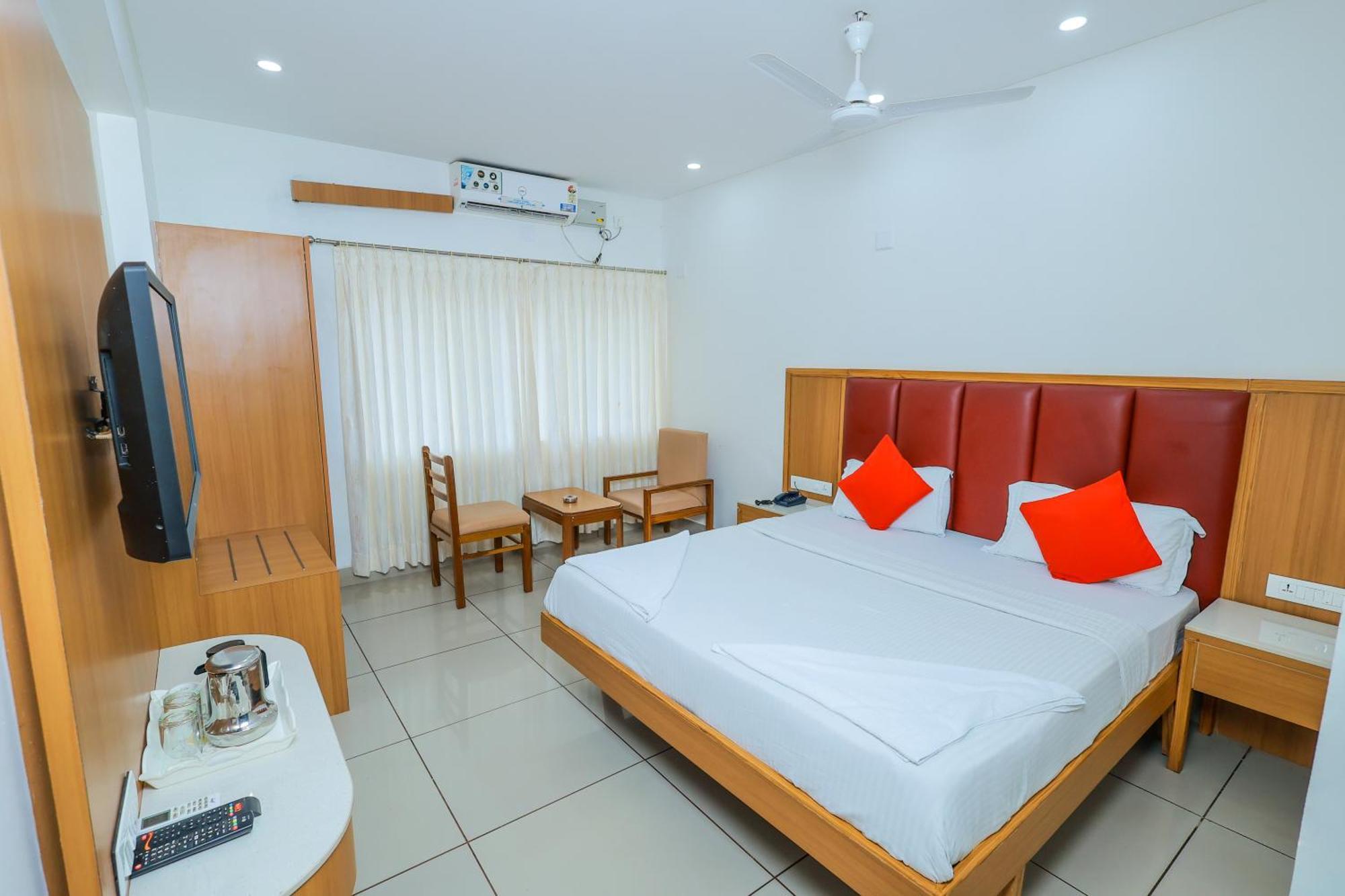 Hotel Janardana Udupi Dış mekan fotoğraf